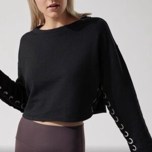 Alo Yoga Suspension pull over Black Cropped Top with Eyelet Detail